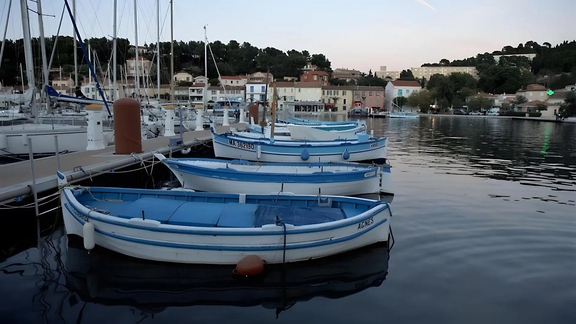 Le Ponton Et Son Spa Saint-Mandrier-sur-Mer